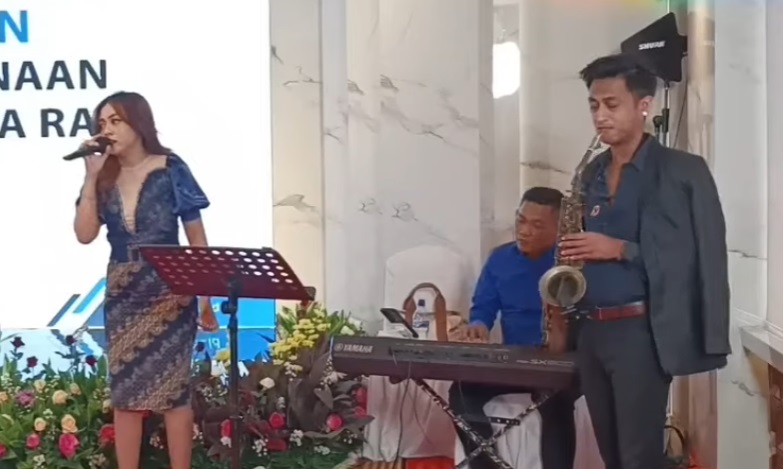 Sewa Organ Tunggal Sertijab Plus Saxophone