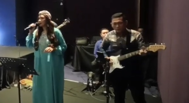 Sewa Band Akustik Islami Acara Bukber Company