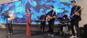 Sewa Band Akustik Cibinong di Hotel Harris CCM